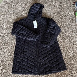 Stylish Black Quilted Hooded Puffer Coat